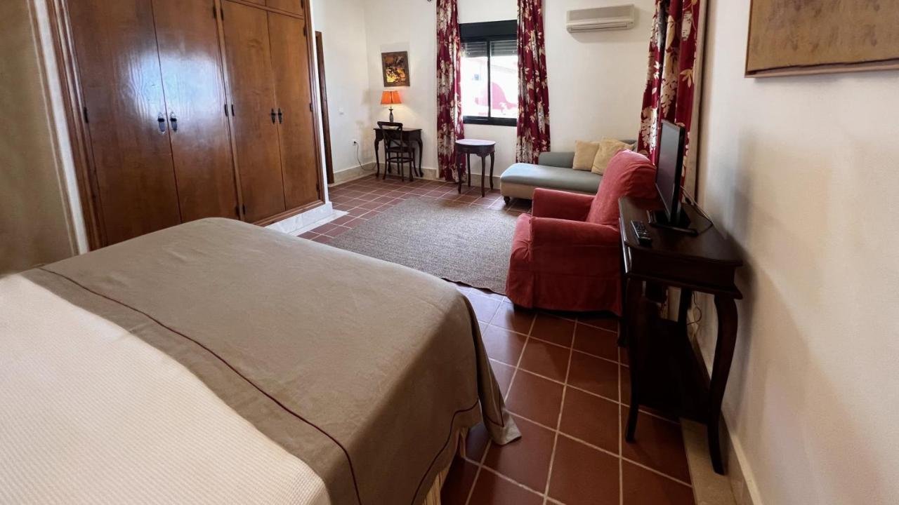 Hotel Sindhura Vejer de la Frontera Exteriör bild
