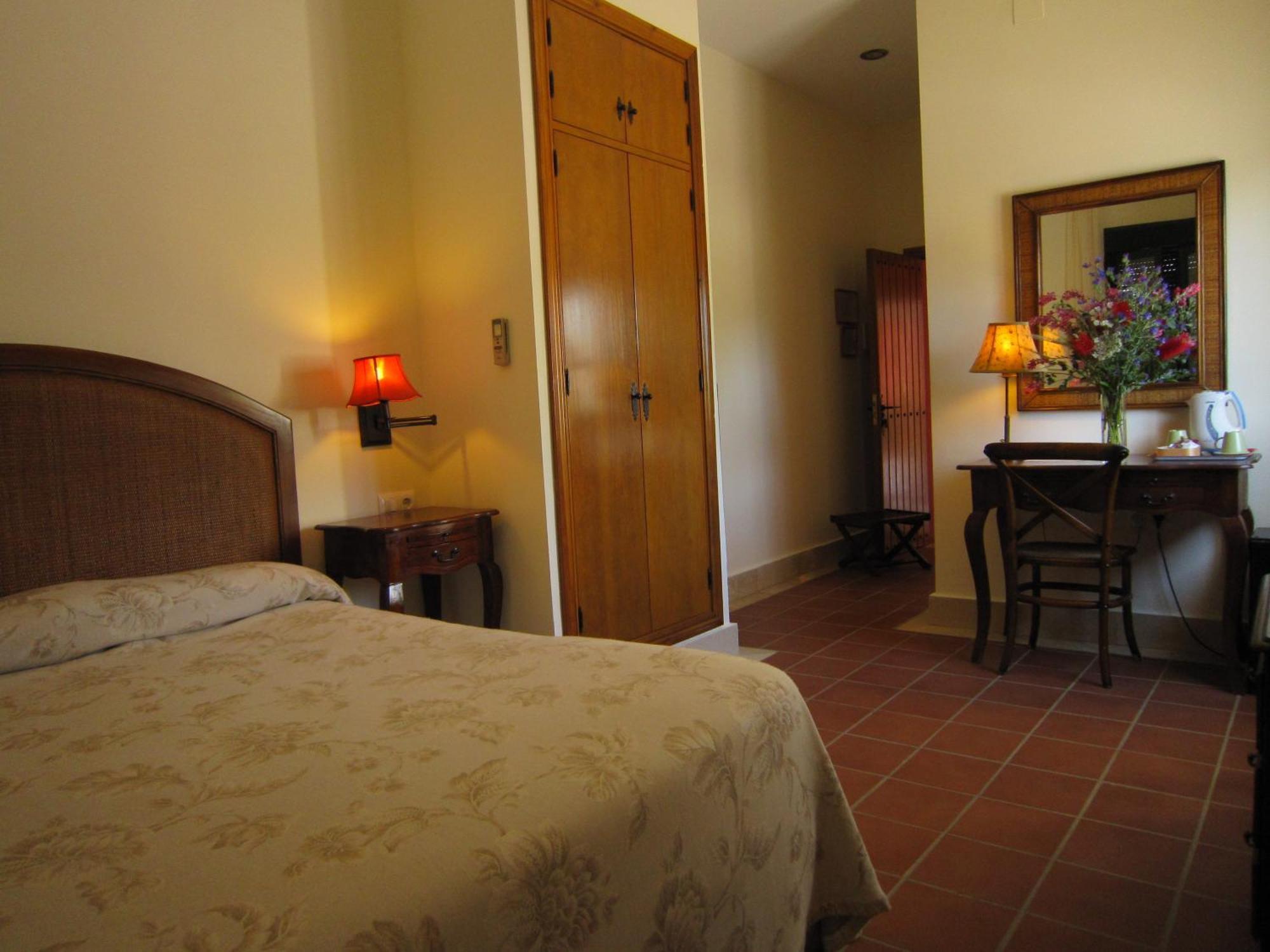 Hotel Sindhura Vejer de la Frontera Exteriör bild