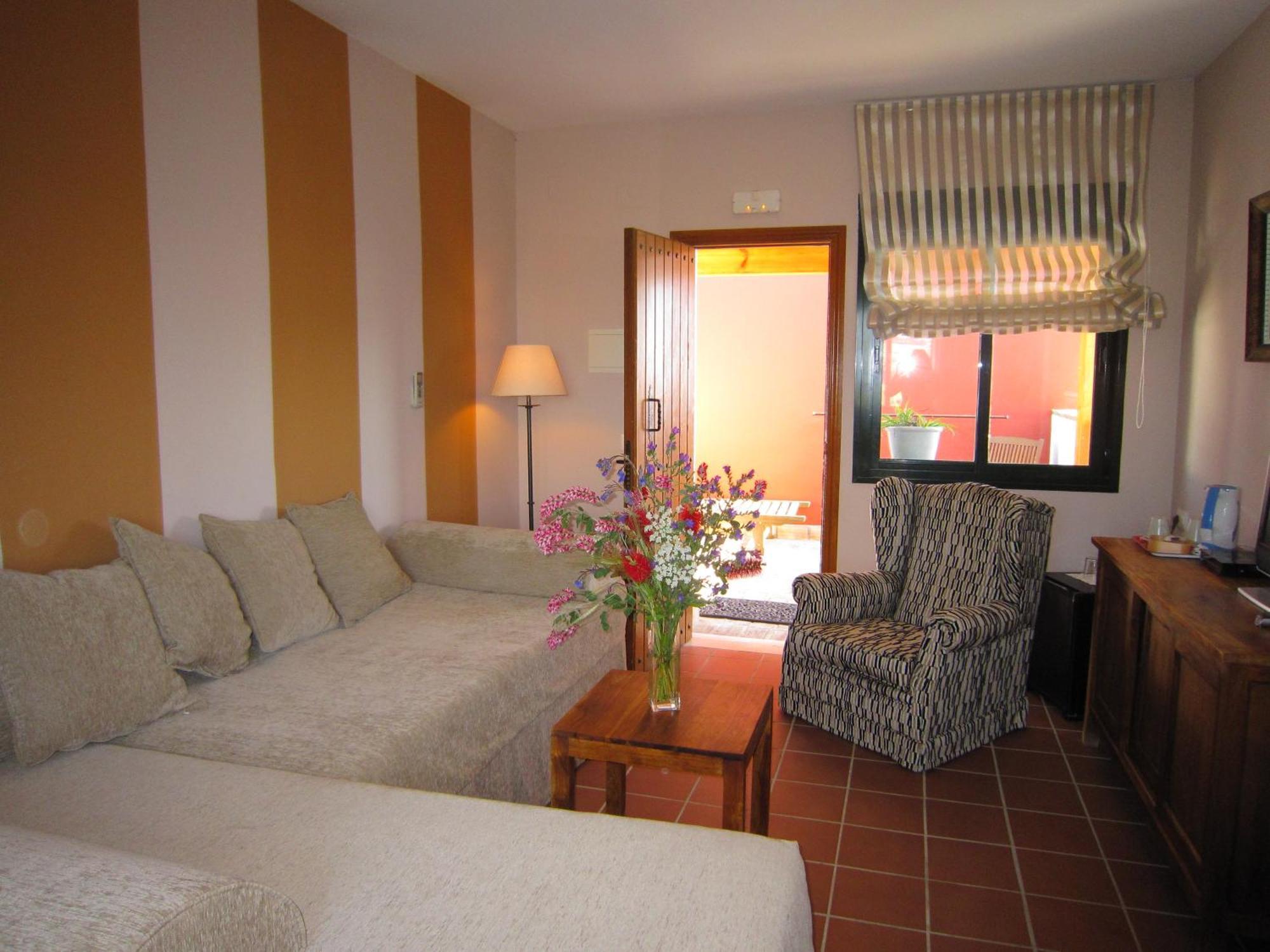 Hotel Sindhura Vejer de la Frontera Exteriör bild